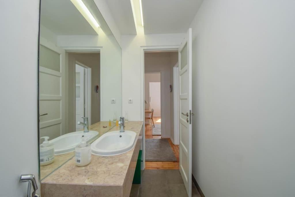 Cozy And Sunny Family Apartment Lisboa Kültér fotó
