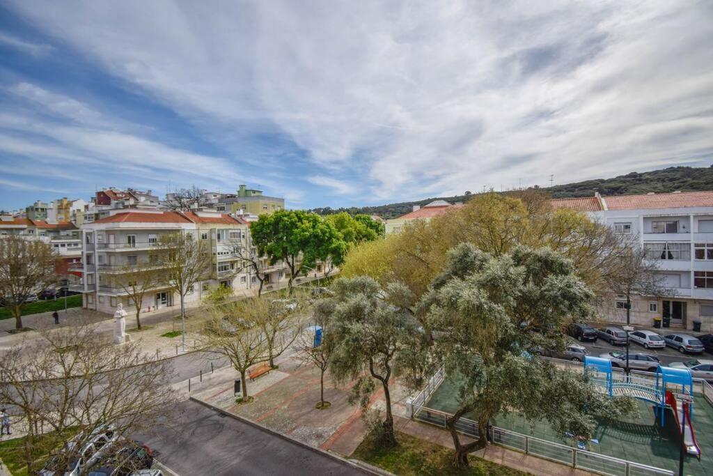 Cozy And Sunny Family Apartment Lisboa Kültér fotó